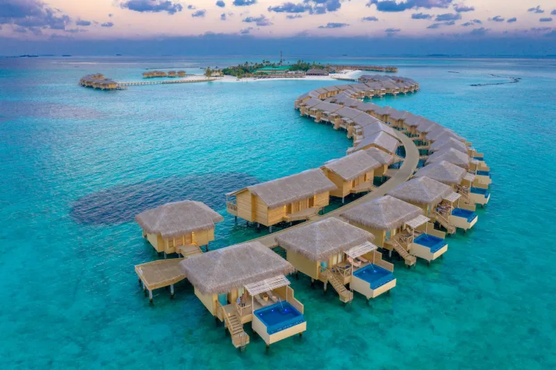 The Sophisticated Traveler's Guide to Timing Five-Star Island Escapes for Maximum Value